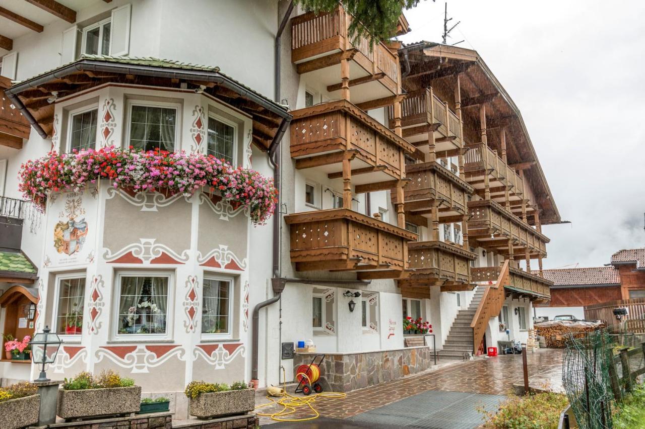 Hotel Ramon Campitello di Fassa Luaran gambar