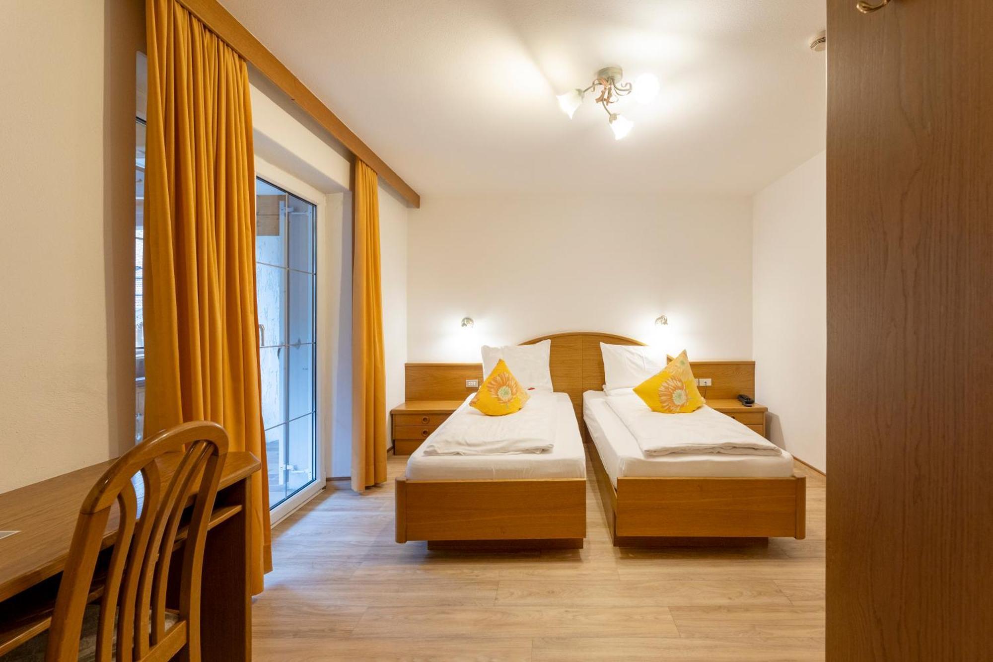 Hotel Ramon Campitello di Fassa Luaran gambar