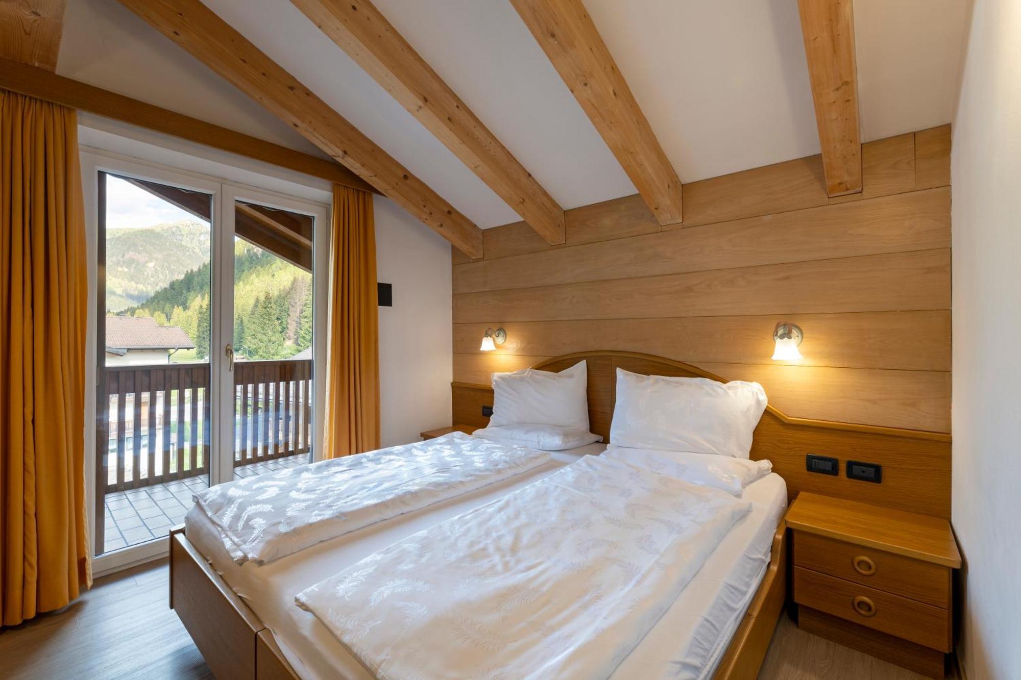 Hotel Ramon Campitello di Fassa Luaran gambar