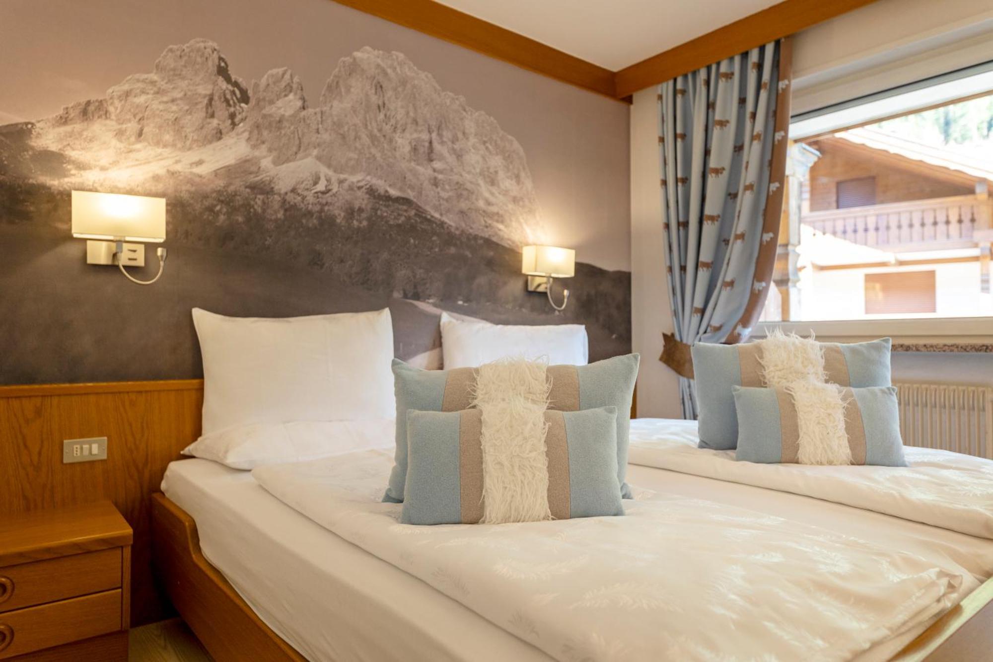 Hotel Ramon Campitello di Fassa Luaran gambar