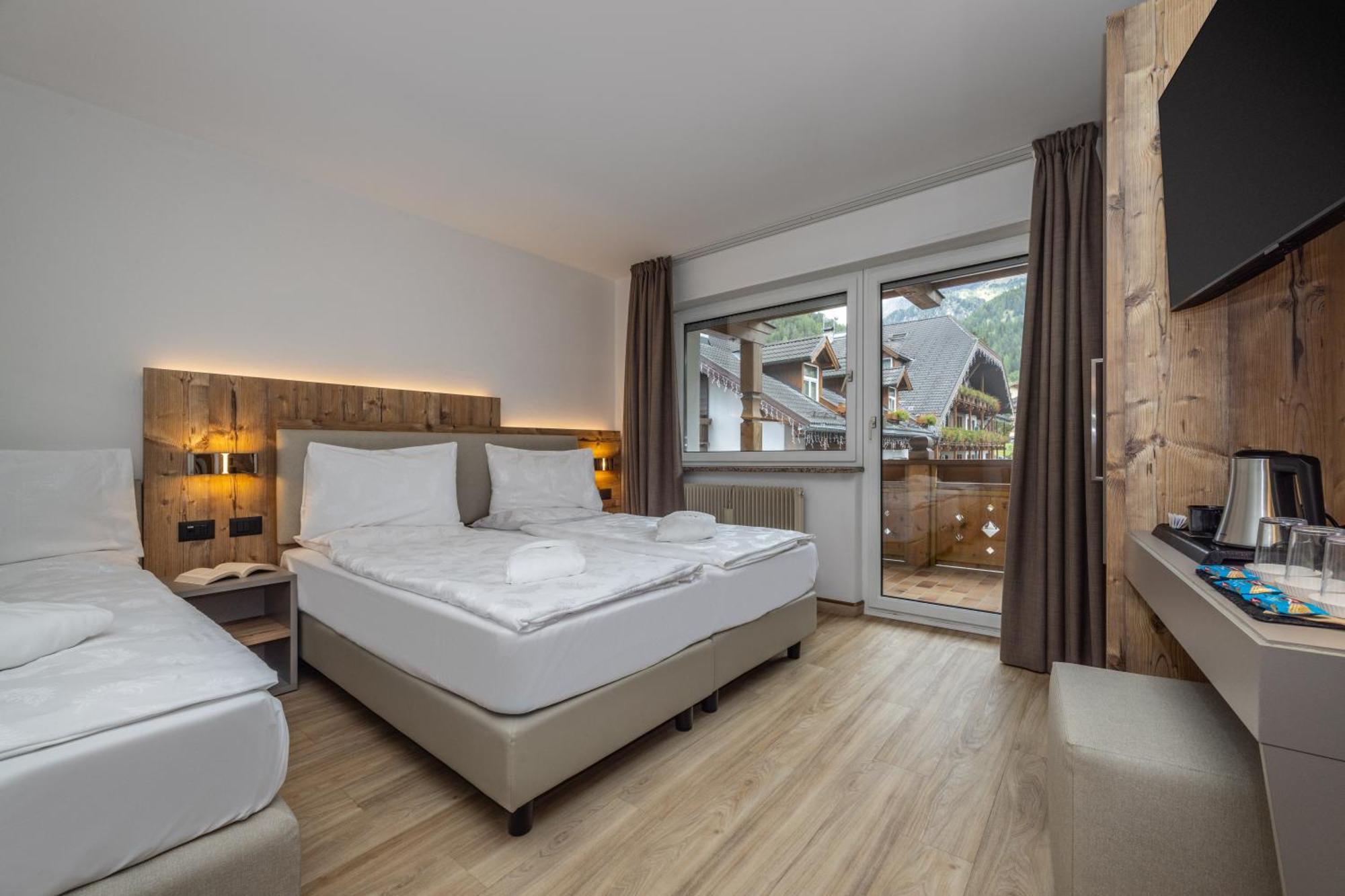 Hotel Ramon Campitello di Fassa Luaran gambar