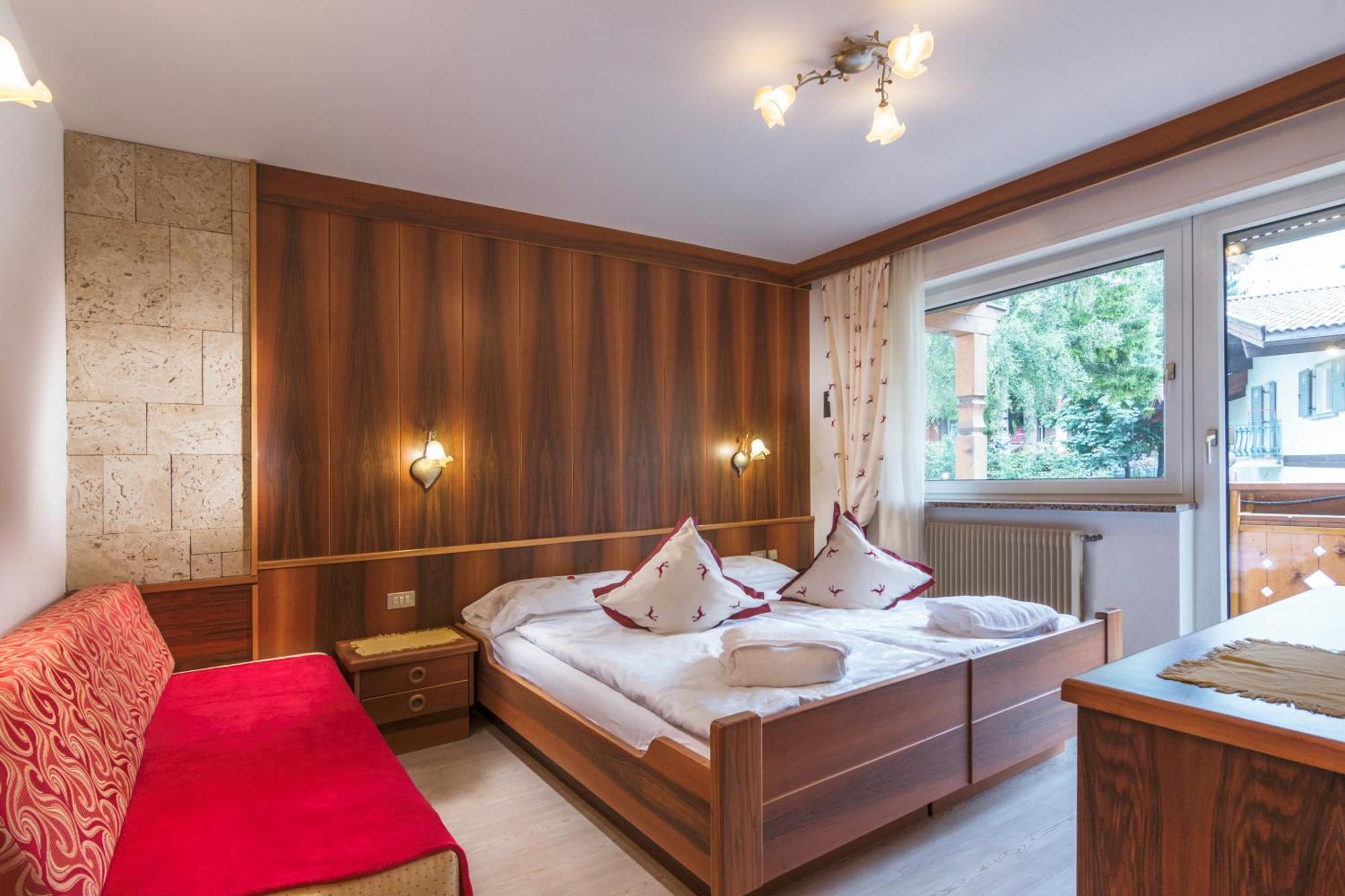 Hotel Ramon Campitello di Fassa Luaran gambar
